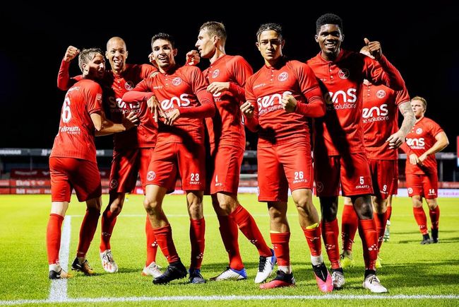 个首轮交易 个首轮交易