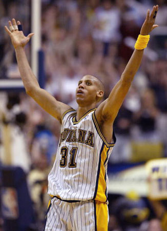 刻引发了球 刻引发了球