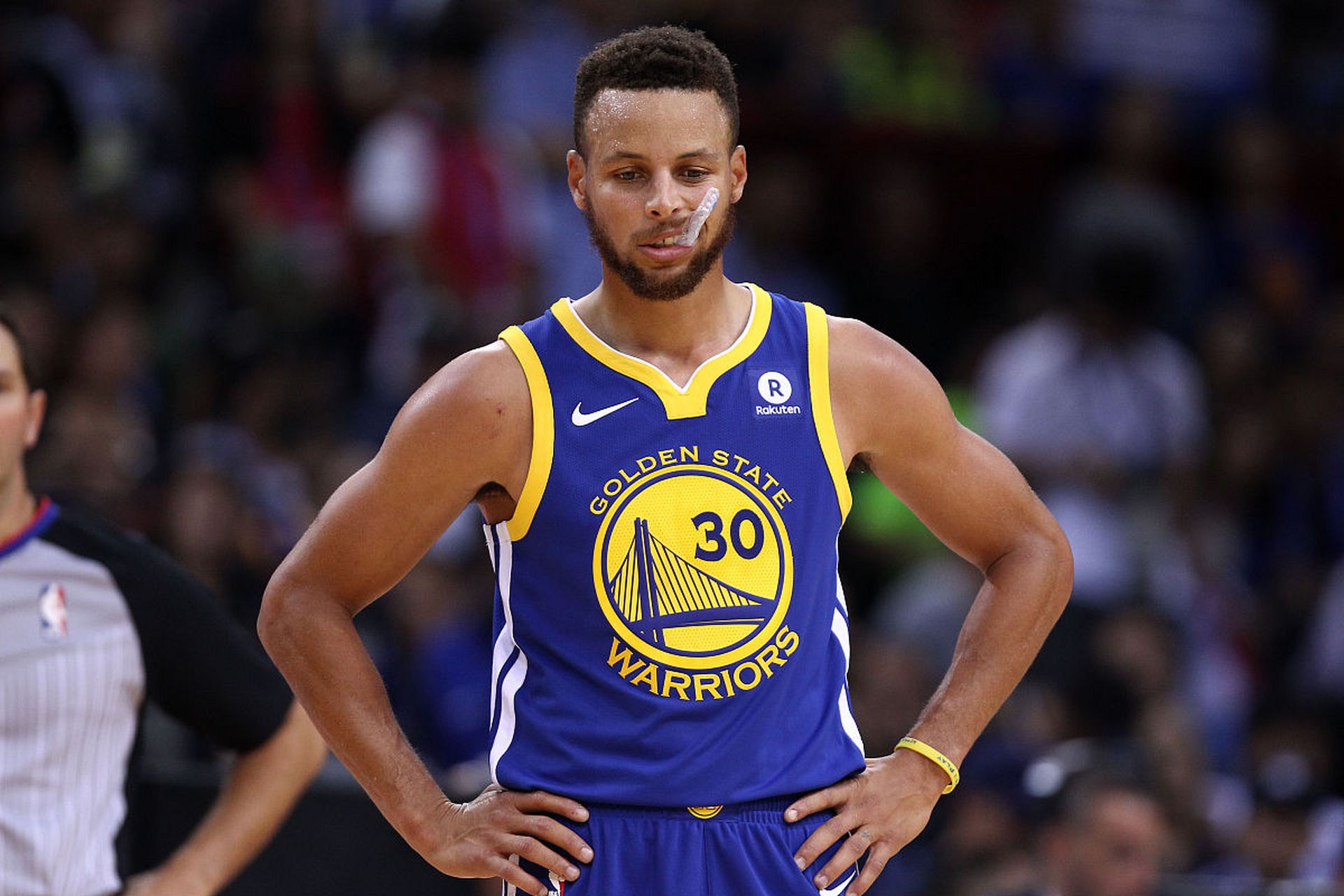 形成复购闭 形成复购闭